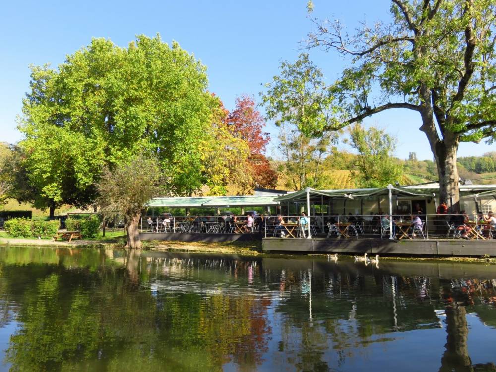 Restaurant lac à Revel